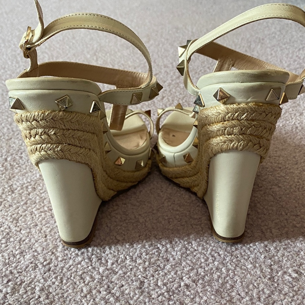 Valentino Garavani Cream Espadrille Wedge Sandals with Gold Studs - Picture 9 of 11